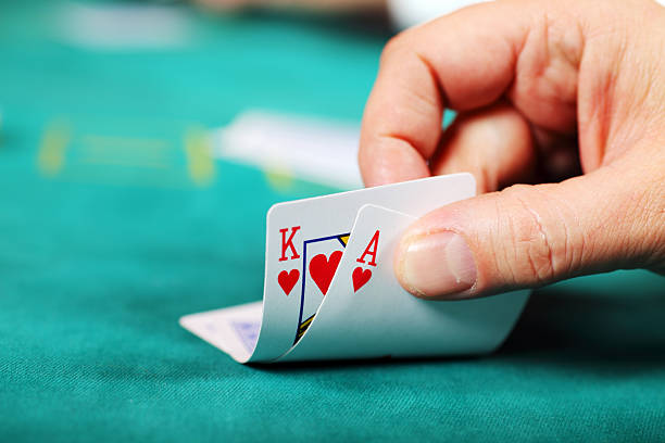 winjitu mobile app interface showing slot games and live casino options