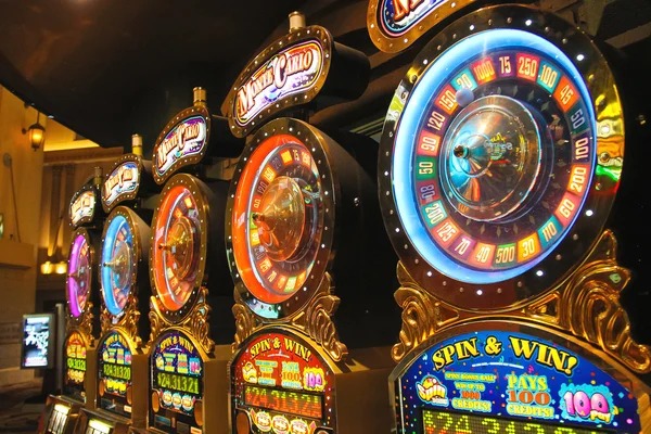 Fish Hunter arcade game interface on winjitu